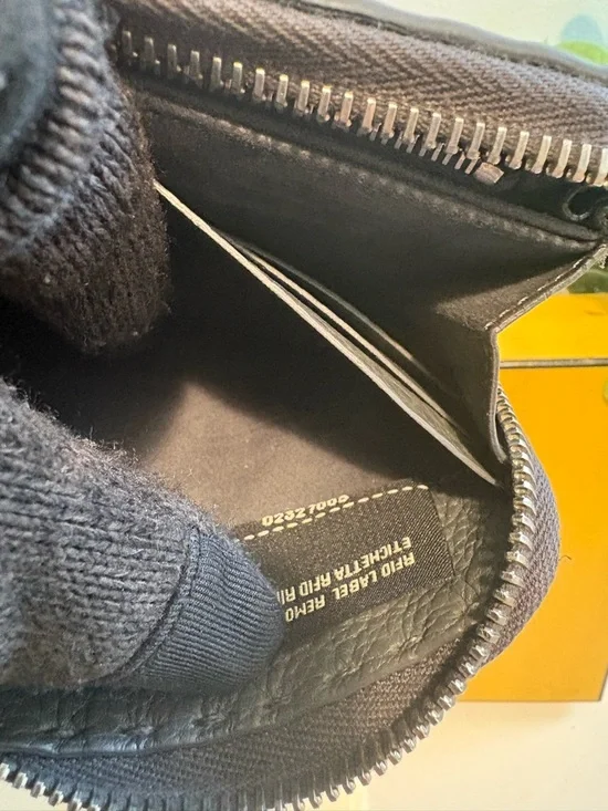 Fendi Selleria Cuoio Romano Leather Continental Wallet - Picture 5 of 11